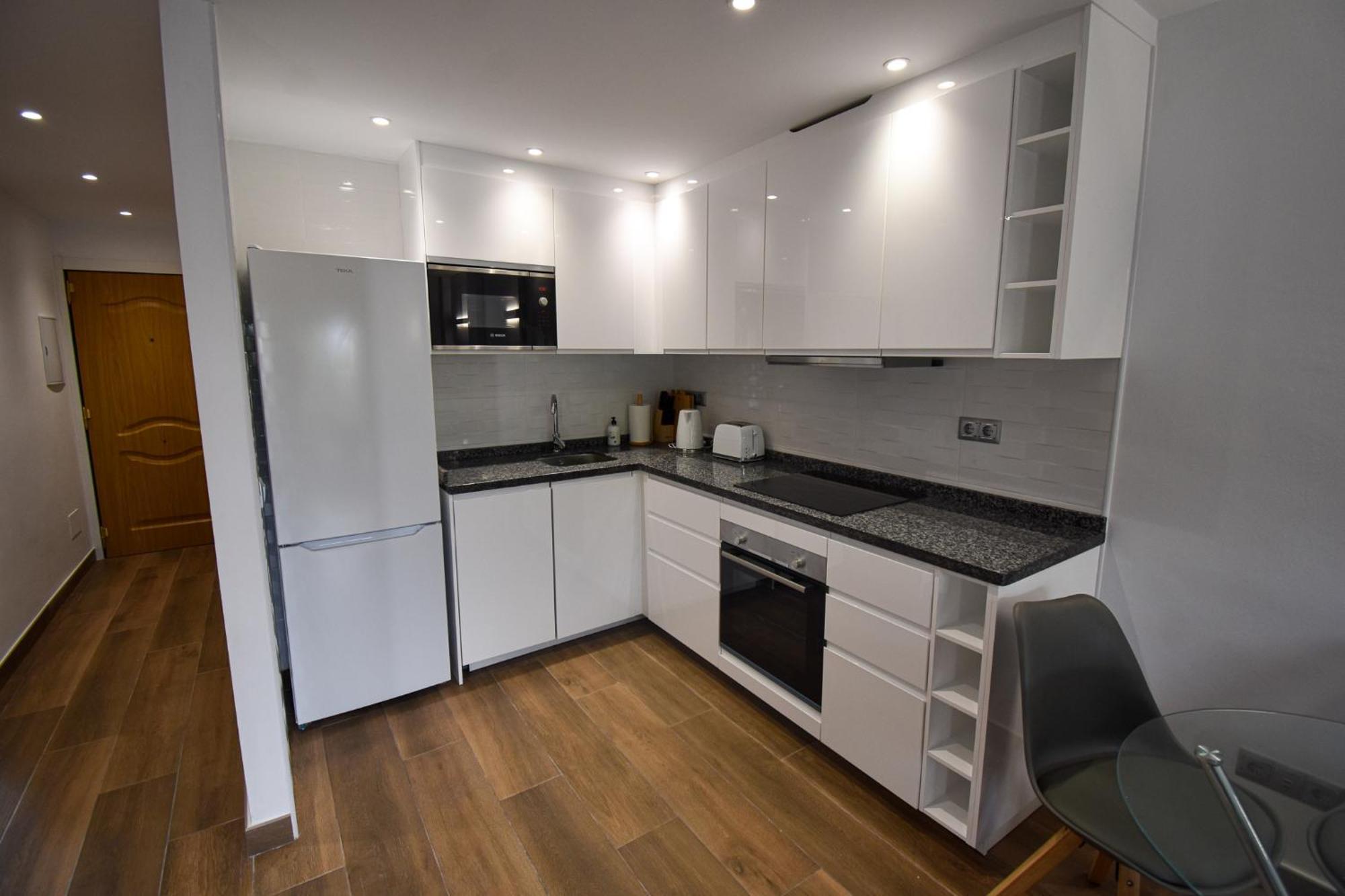 Urb Pueblo Del Parque, Luxury 2 Bedroom Apartment. Fantastic Central Location. Benalmádena Kültér fotó
