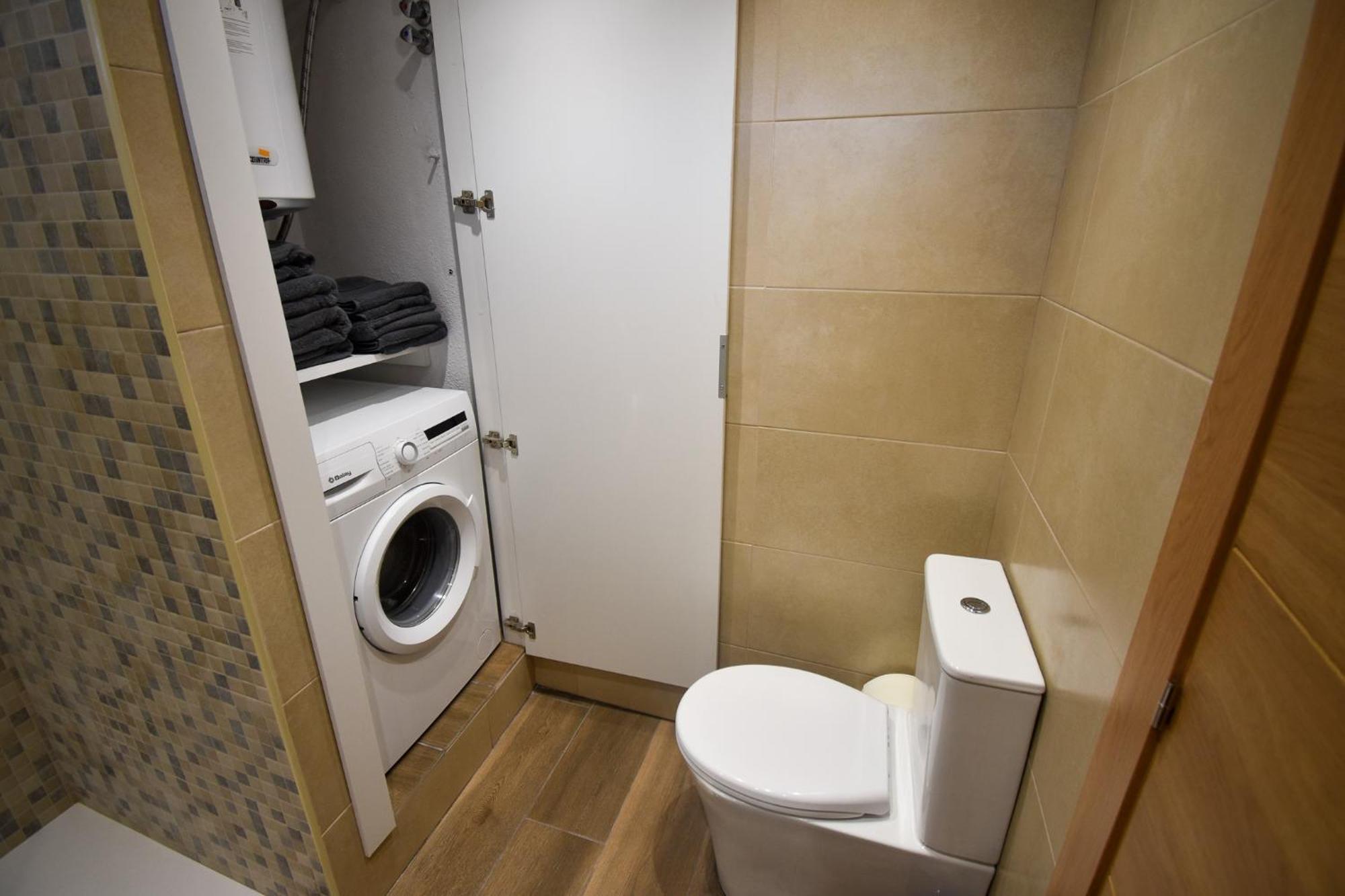Urb Pueblo Del Parque, Luxury 2 Bedroom Apartment. Fantastic Central Location. Benalmádena Kültér fotó